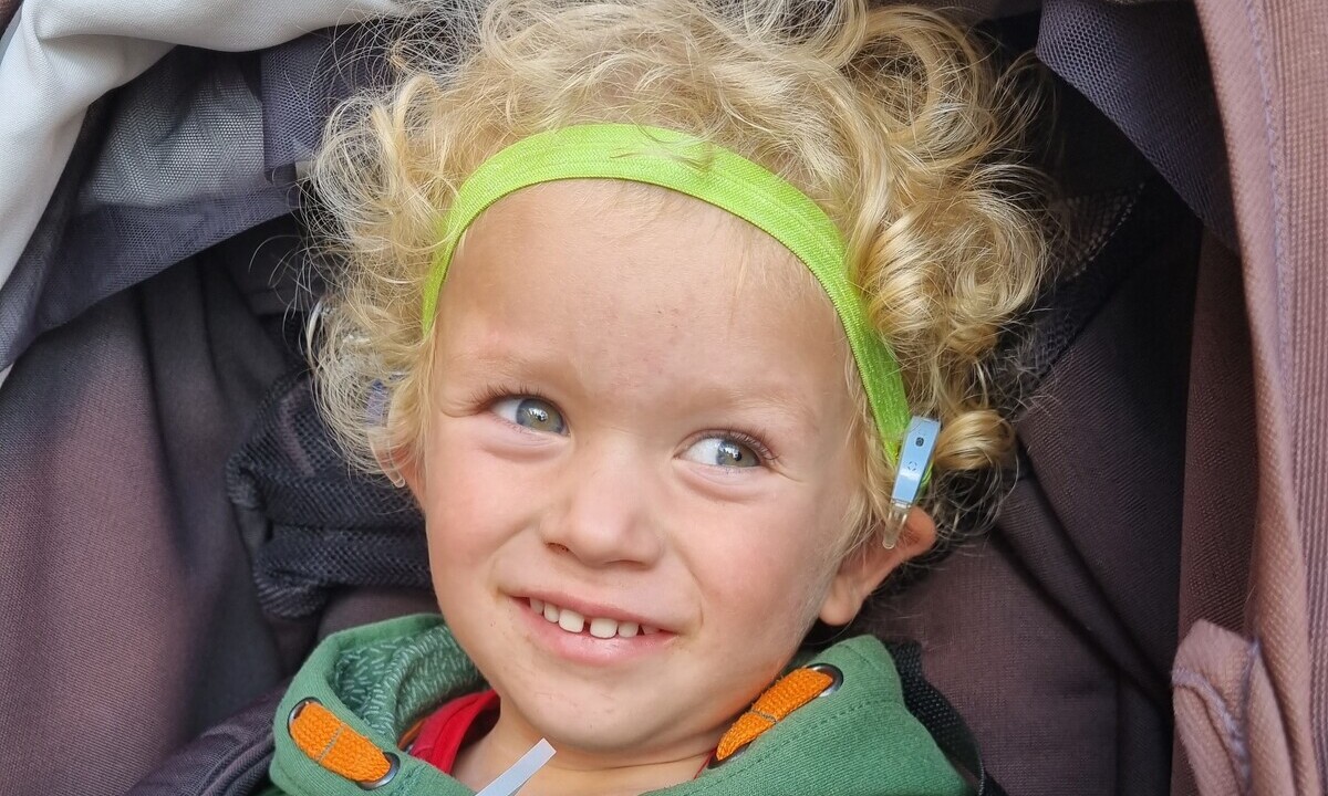 2-jähriger Matti mit Usher-Syndrom: Spendenaufruf der Stiftung zur Verhütung von Blindheit