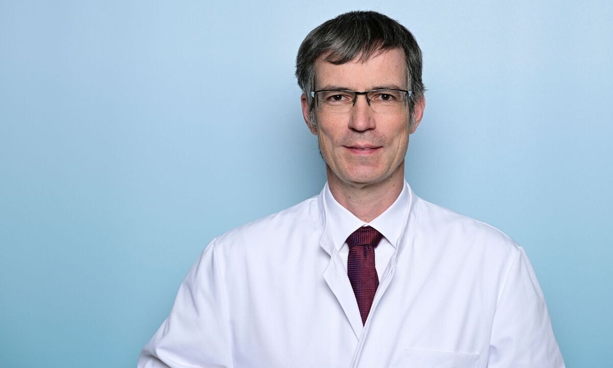 Neuer Retina View Podcast: Implantierbares Miniaturteleskop bei trockener AMD – Klinische Studie startet