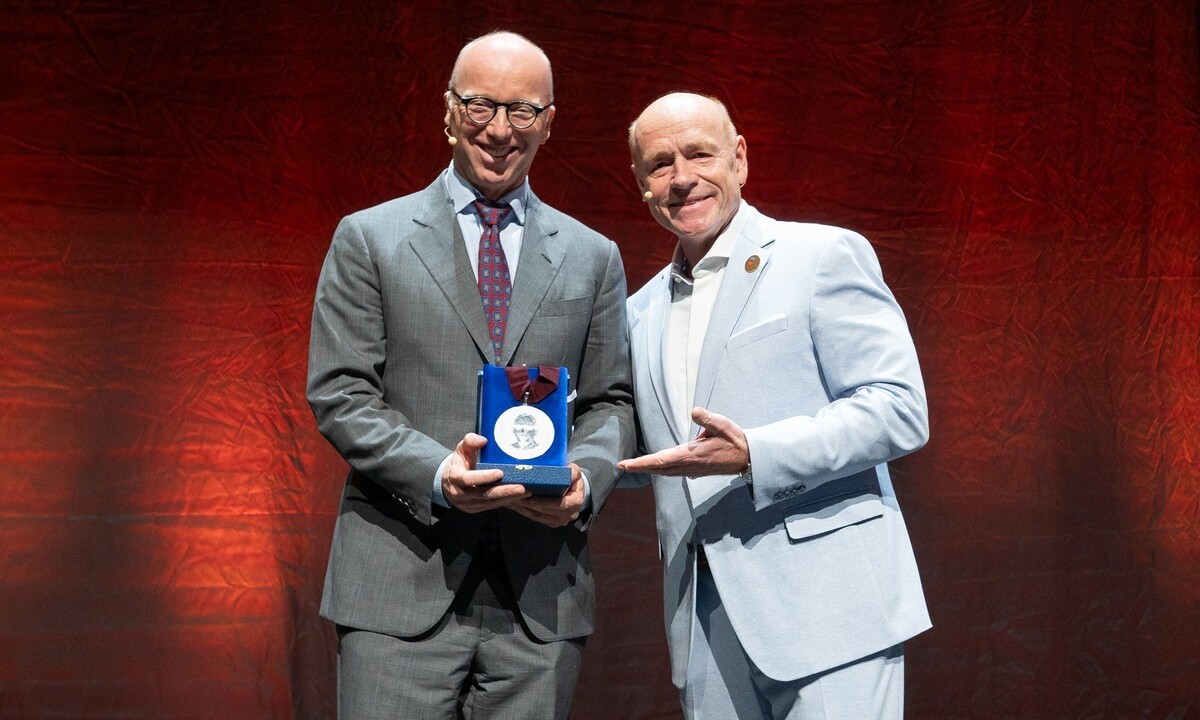 ESCRS: Professor Oliver Findl mit Ridley Medal ausgezeichnet