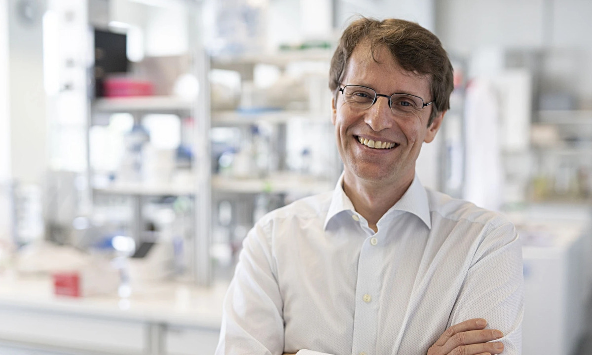 Prof. Botond Roska mit Perl-UNC-Neurowissenschaftspreises ausgezeichnet