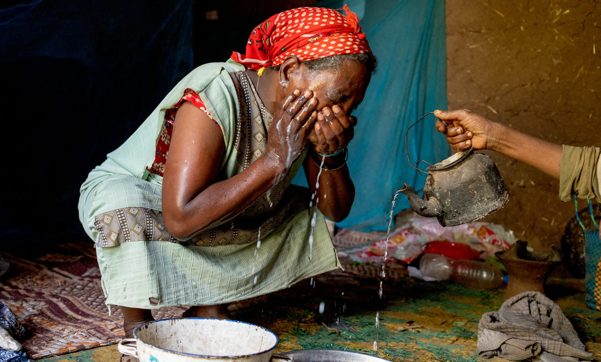 Ohne Wasser droht Blindheit: Sauberes Wasser wird im Kampf gegen Trachom gebraucht
