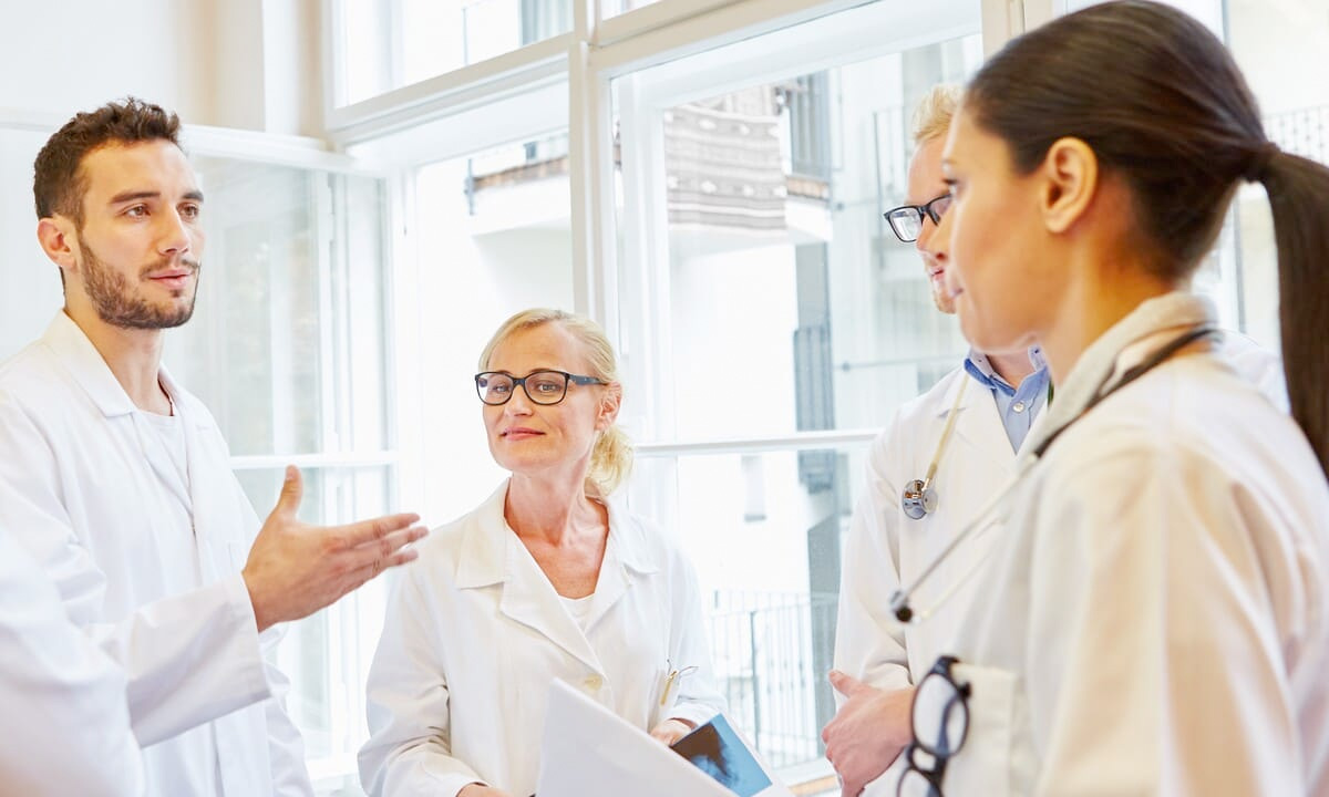 Vier Video-Interviews zum Thema augenärztliche Fort- und Weiterbildung